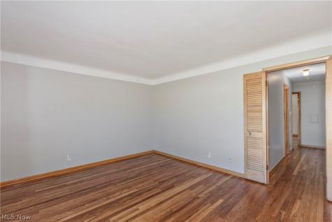 1673 Chelmsford Road Mayfield Heights OH 44124
