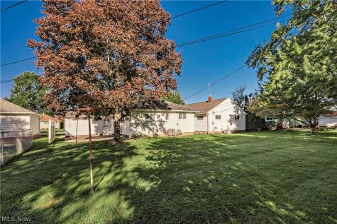 1673 Chelmsford Road Mayfield Heights OH 44124