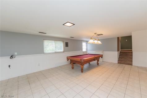 25100 Arlington Lane North Olmsted OH 44070