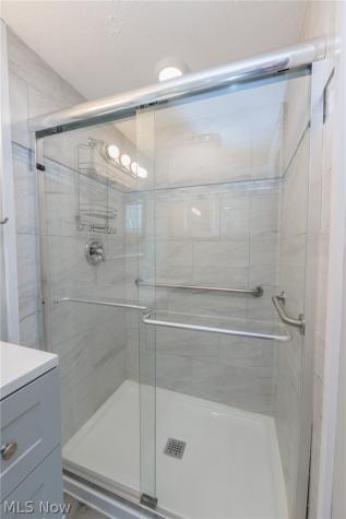 25100 Arlington Lane North Olmsted OH 44070