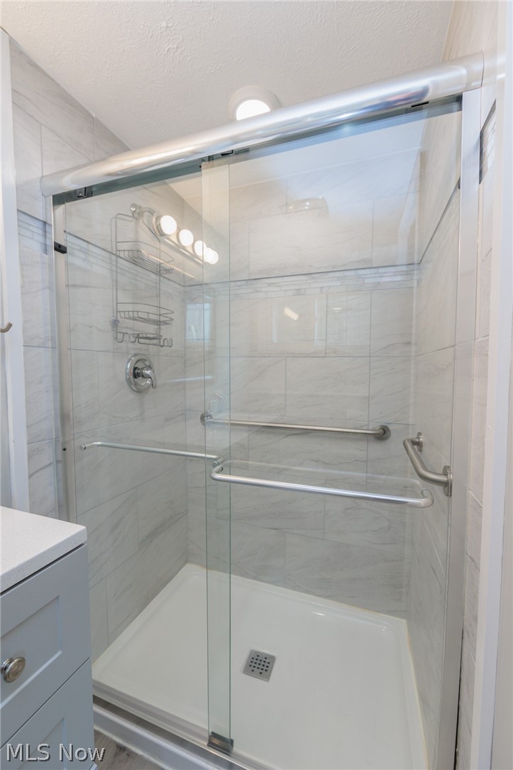 25100 Arlington Lane North Olmsted OH 44070