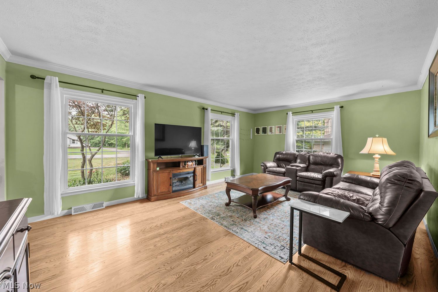 5229 Maple Springs Drive Chagrin Falls OH 44022