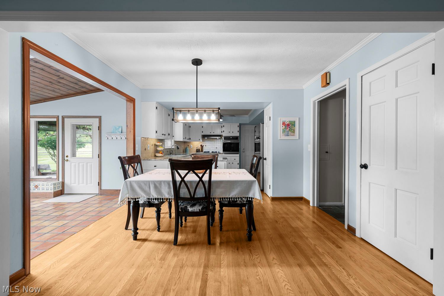 5229 Maple Springs Drive Chagrin Falls OH 44022