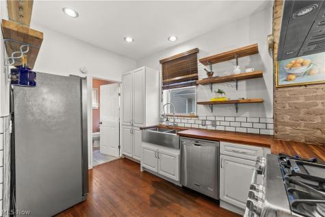 3000 Yorkshire Road Cleveland Heights OH 44118