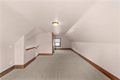 3000 Yorkshire Road Cleveland Heights OH 44118