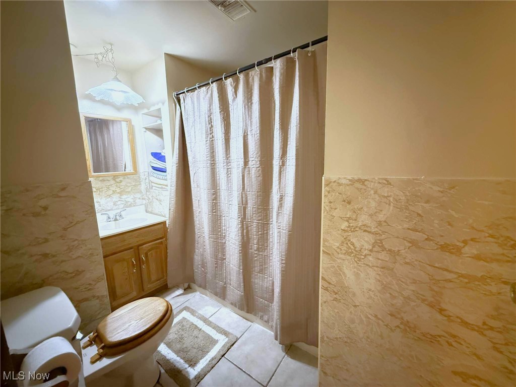 406 Johnson Plank Road Warren OH 44481