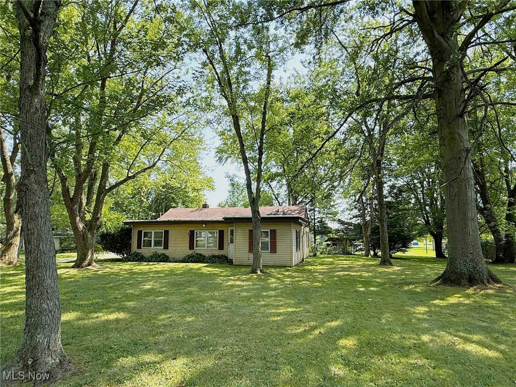 406 Johnson Plank Road Warren OH 44481