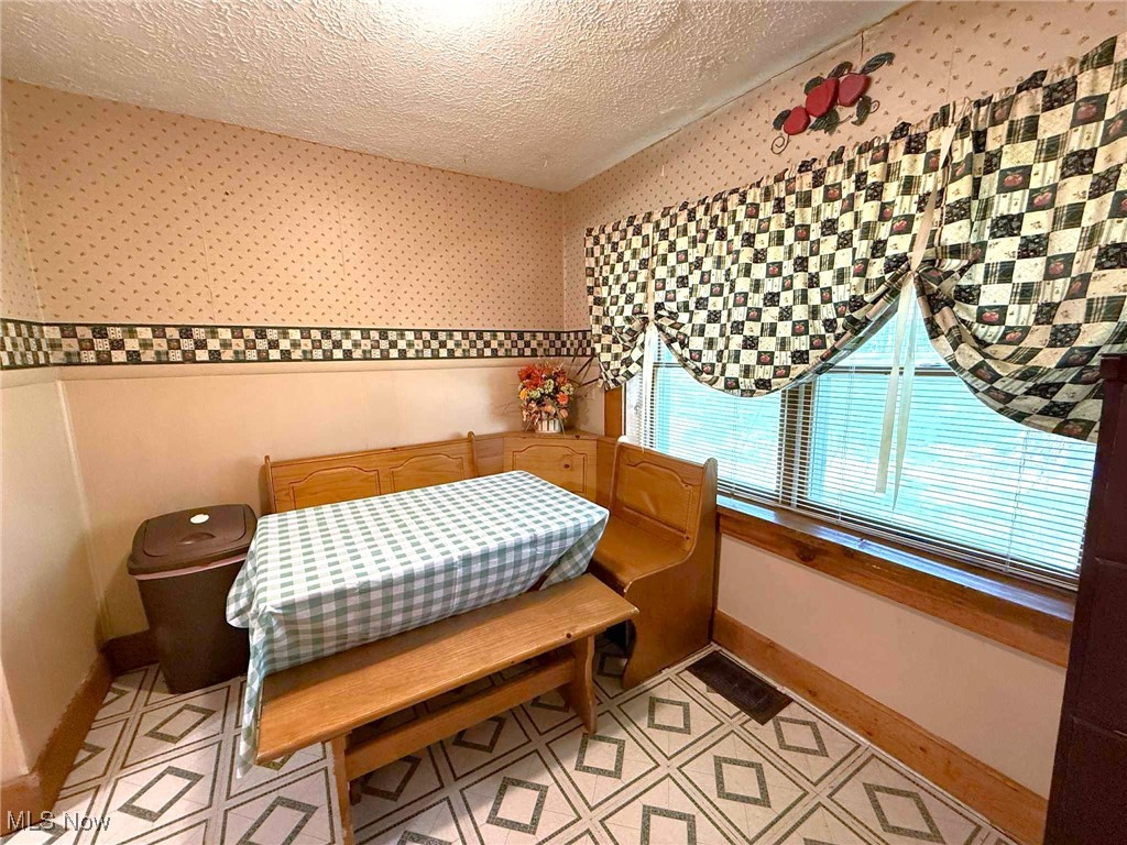 406 Johnson Plank Road Warren OH 44481