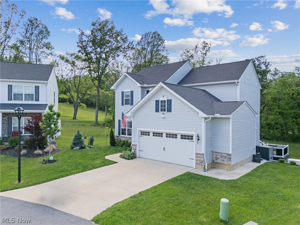 1216 Selena Grove Green OH 44685