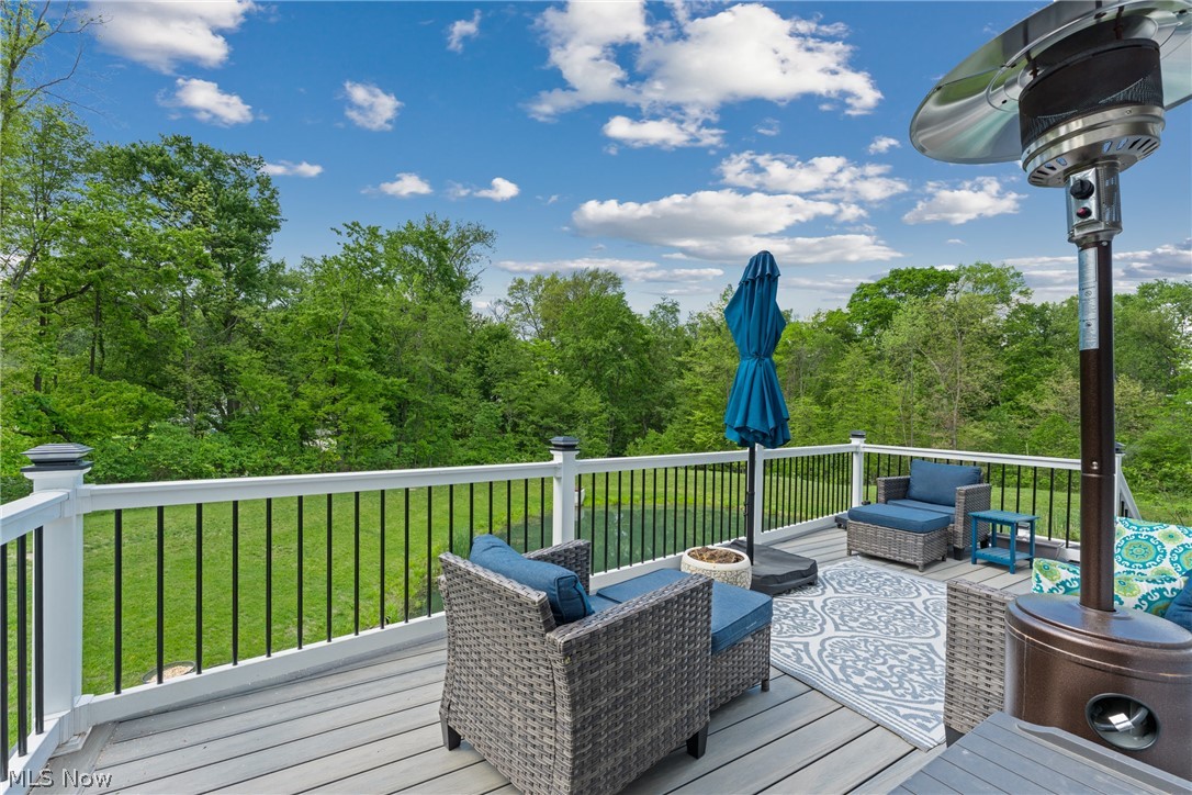 1216 Selena Grove Green OH 44685