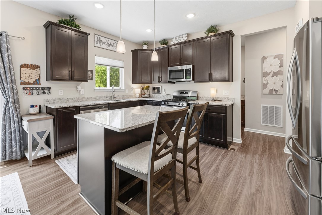 1216 Selena Grove Green OH 44685