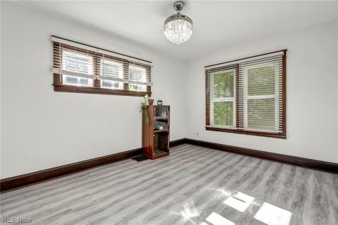 12015 Osceola Avenue Cleveland OH 44108
