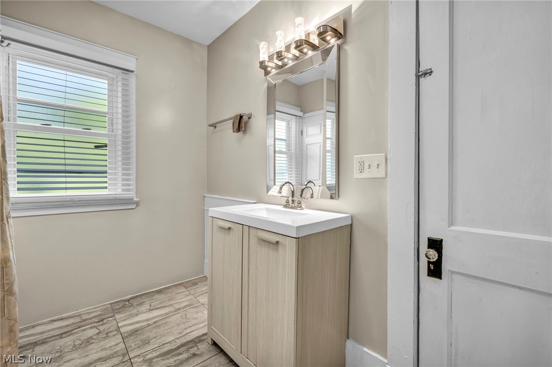 12015 Osceola Avenue Cleveland OH 44108