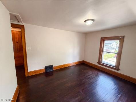 384 Mildred Street Painesville OH 44077