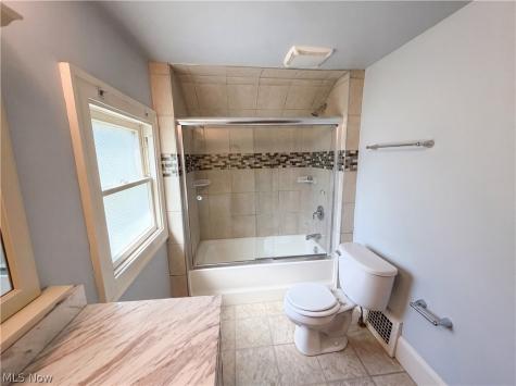 384 Mildred Street Painesville OH 44077