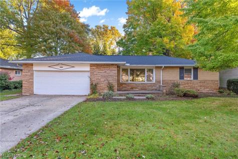 1919 Bremerton Road Lyndhurst OH 44124