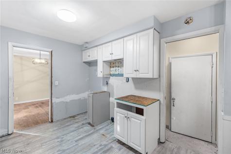 1919 Bremerton Road Lyndhurst OH 44124