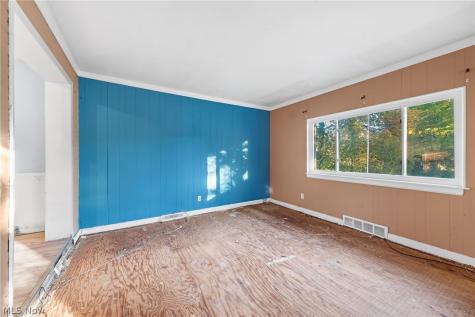1919 Bremerton Road Lyndhurst OH 44124