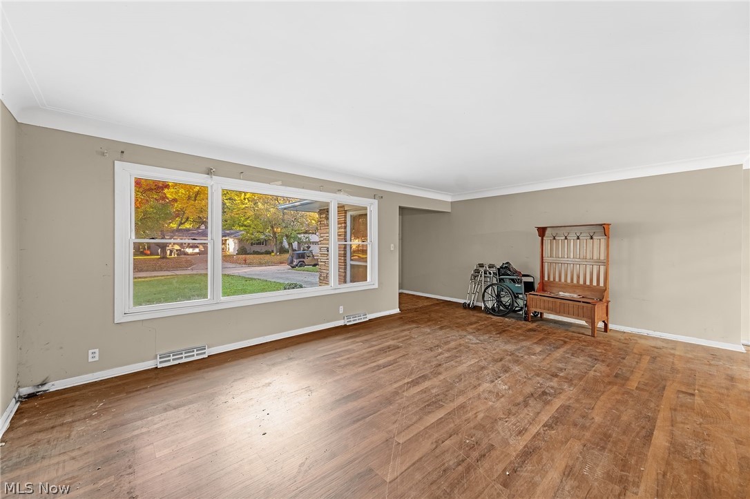 1919 Bremerton Road Lyndhurst OH 44124