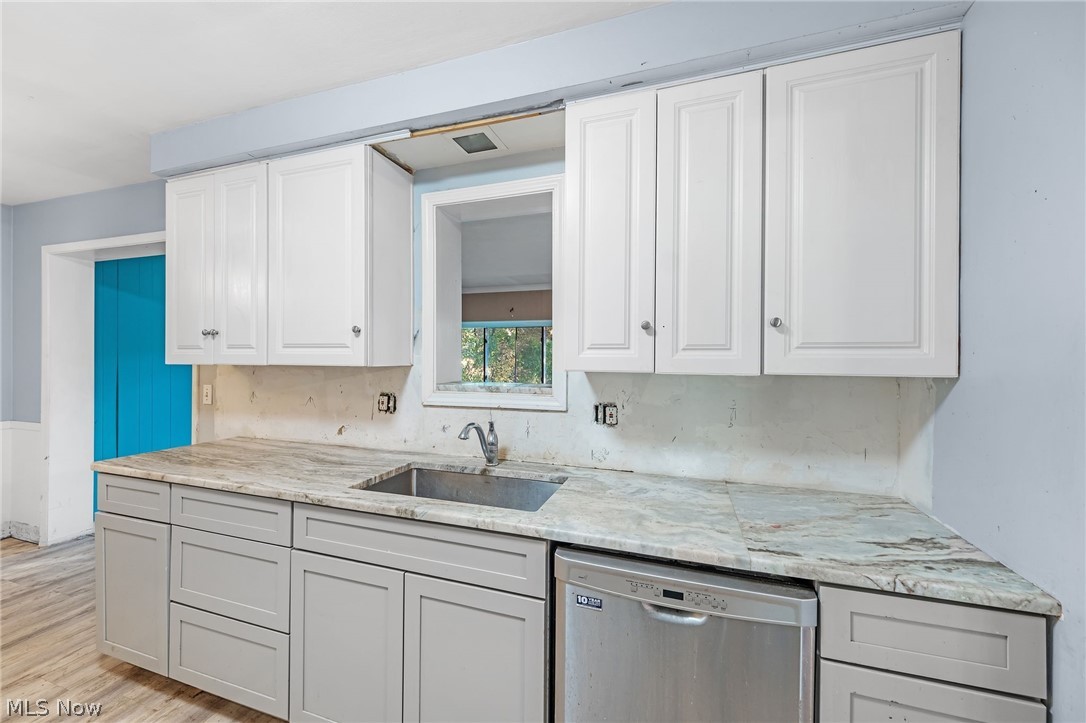 1919 Bremerton Road Lyndhurst OH 44124