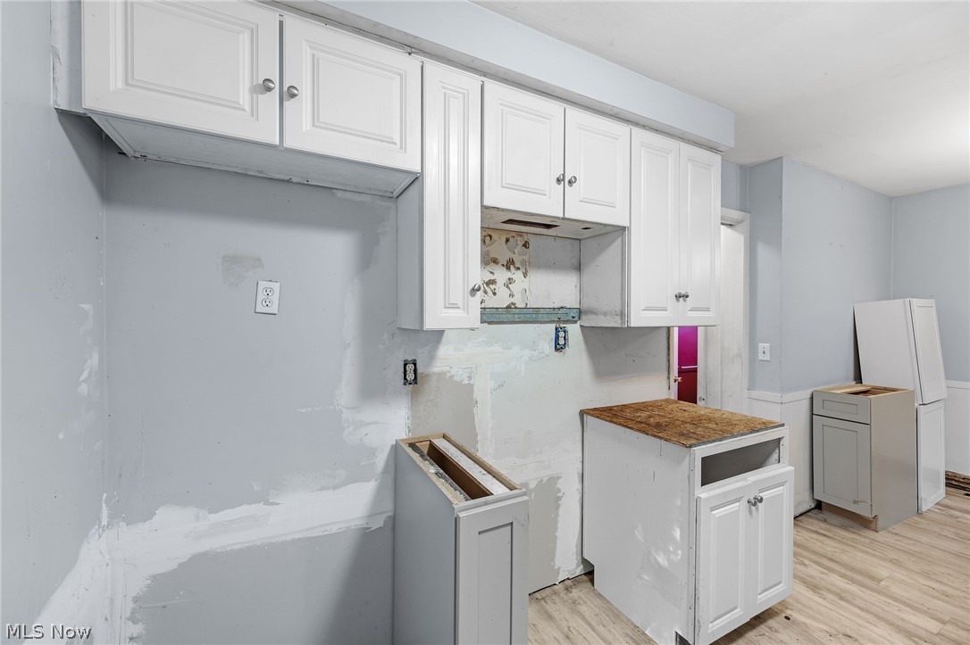 1919 Bremerton Road Lyndhurst OH 44124