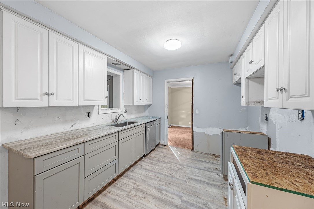 1919 Bremerton Road Lyndhurst OH 44124