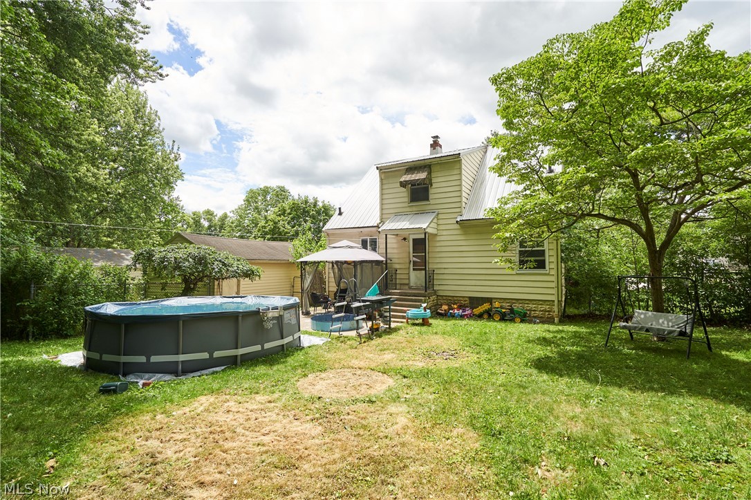 157 29th Street NW Barberton OH 44203