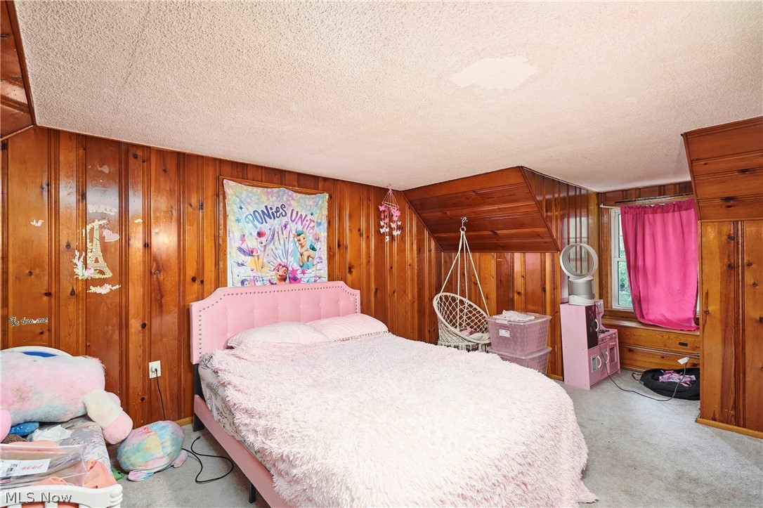 157 29th Street NW Barberton OH 44203