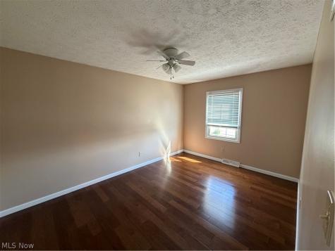 164 Runnemede Drive Youngstown OH 44512