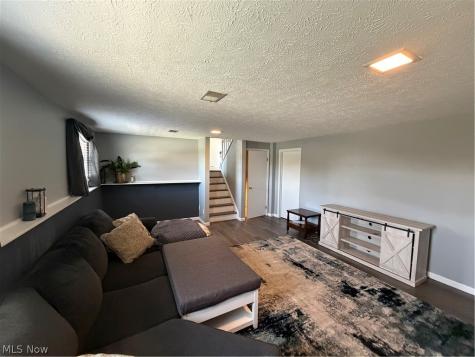 164 Runnemede Drive Youngstown OH 44512
