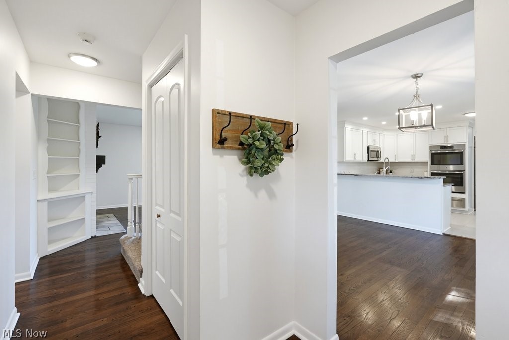 2613 Doug Avenue Hudson OH 44236