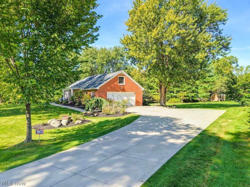 2613 Doug Avenue Hudson OH 44236
