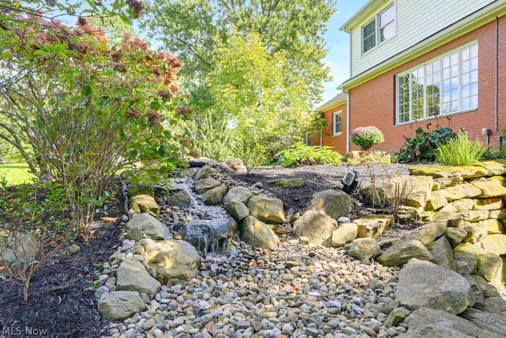 2613 Doug Avenue Hudson OH 44236