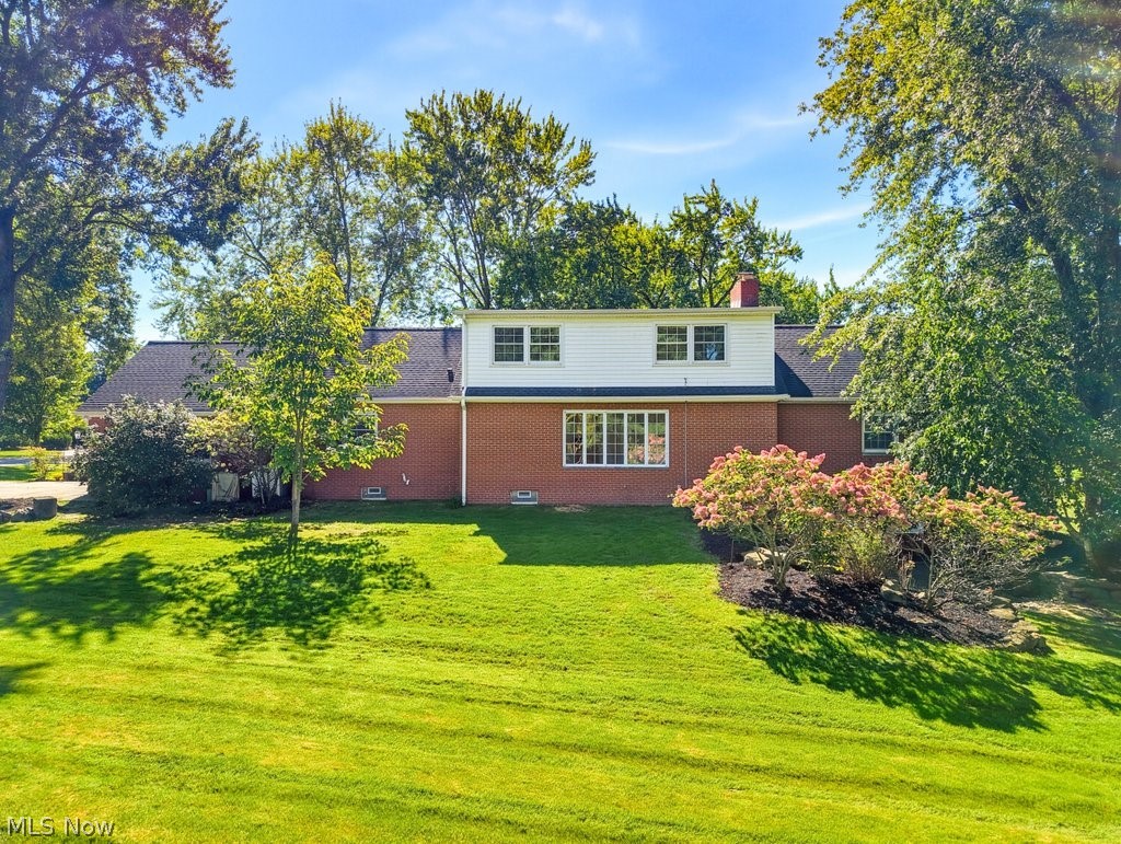 2613 Doug Avenue Hudson OH 44236