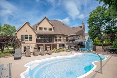 8598 Regency Drive NW Massillon OH 44646