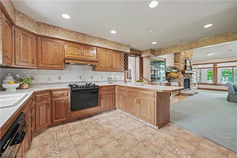 7575 Benner Road New Franklin OH 44614