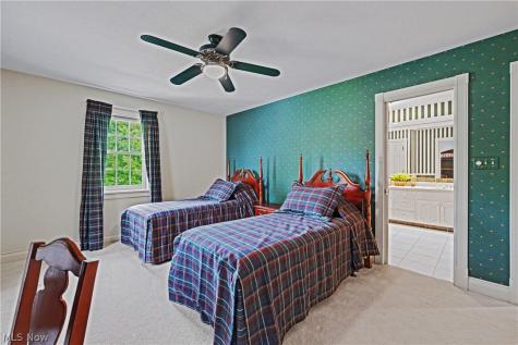 7575 Benner Road New Franklin OH 44614