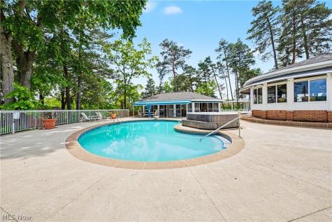 7575 Benner Road New Franklin OH 44614
