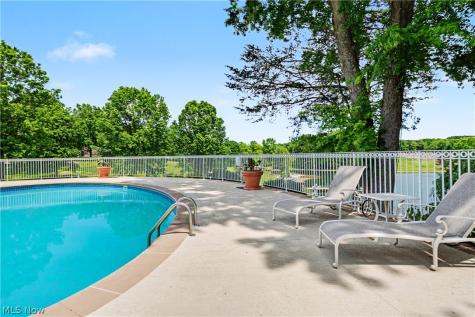 7575 Benner Road New Franklin OH 44614