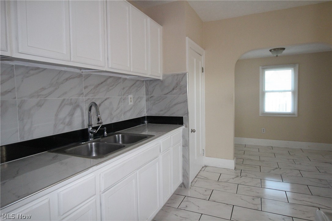 5757 Pearl Road Parma OH 44129