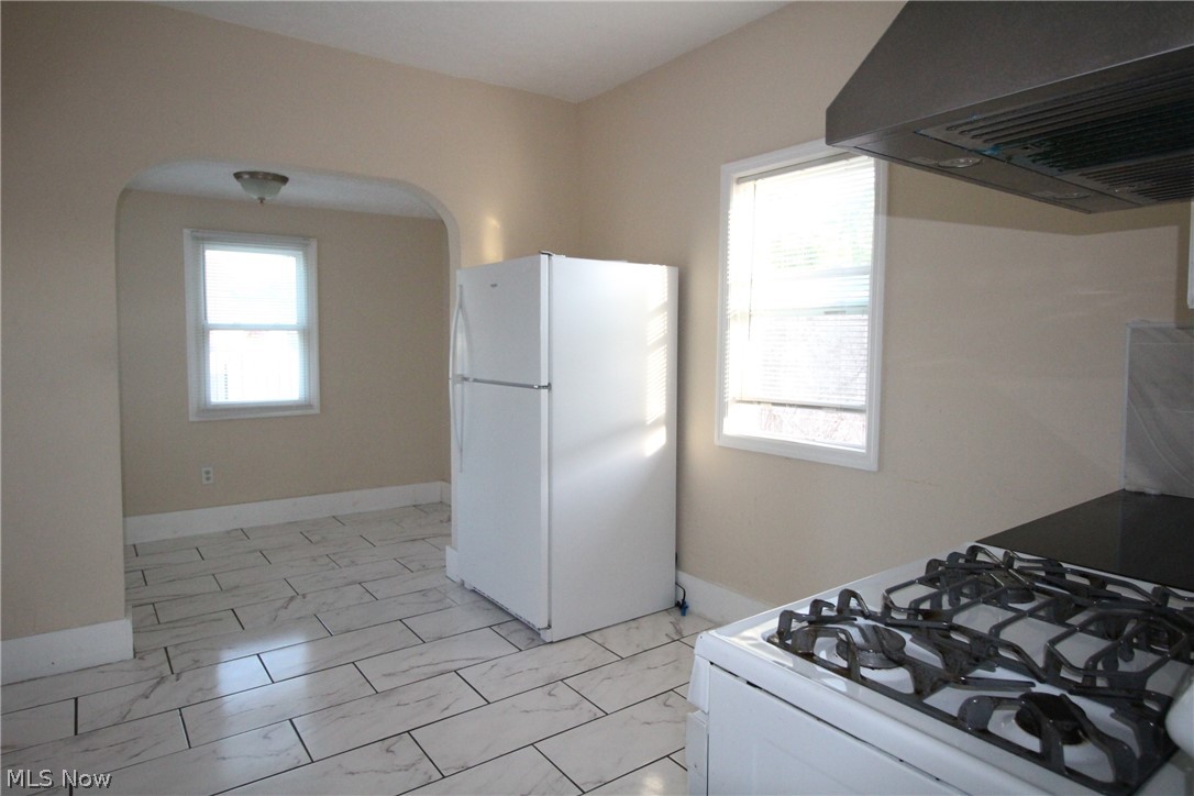 5757 Pearl Road Parma OH 44129