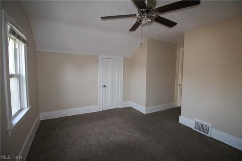 5757 Pearl Road Parma OH 44129