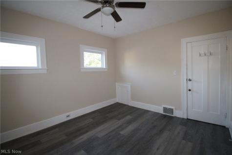 5757 Pearl Road Parma OH 44129