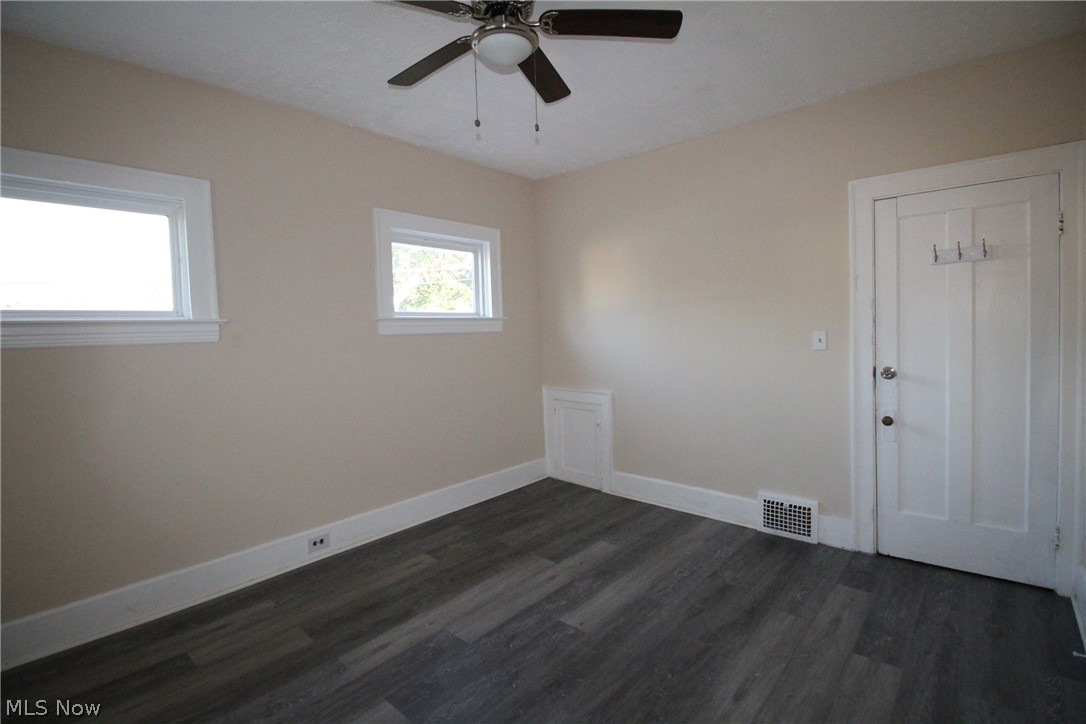 5757 Pearl Road Parma OH 44129