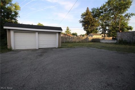 5757 Pearl Road Parma OH 44129
