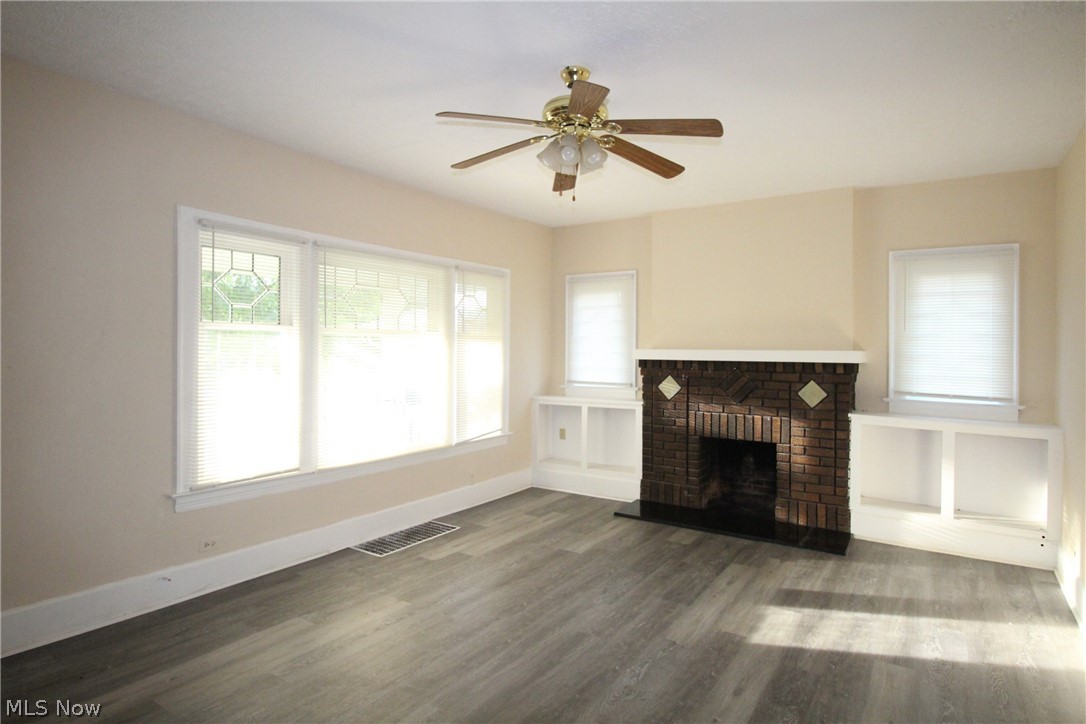 5757 Pearl Road Parma OH 44129