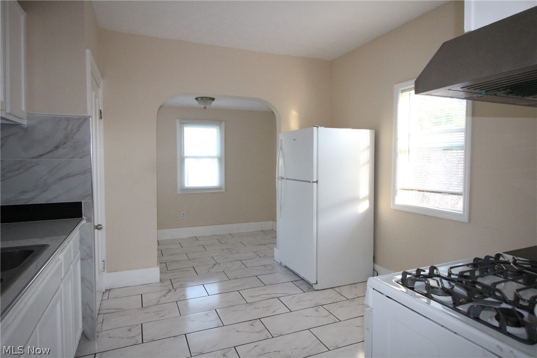 5757 Pearl Road Parma OH 44129