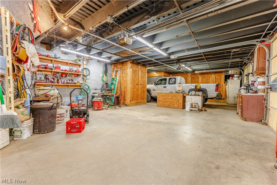 28957 Trail 240 Fresno OH 43824
