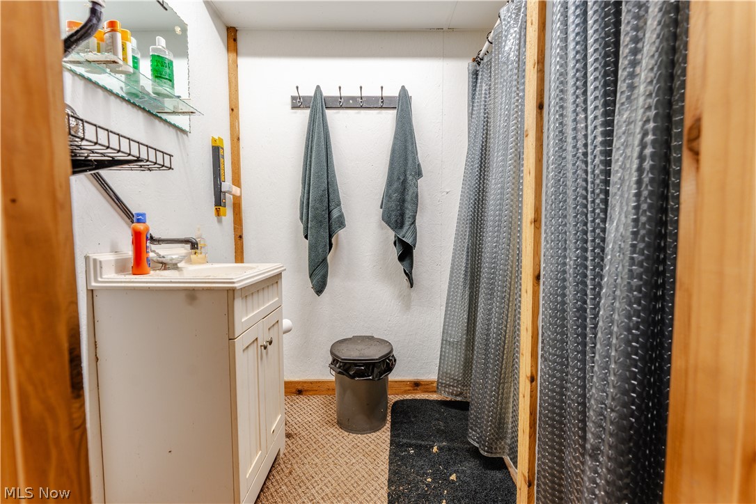 28957 Trail 240 Fresno OH 43824