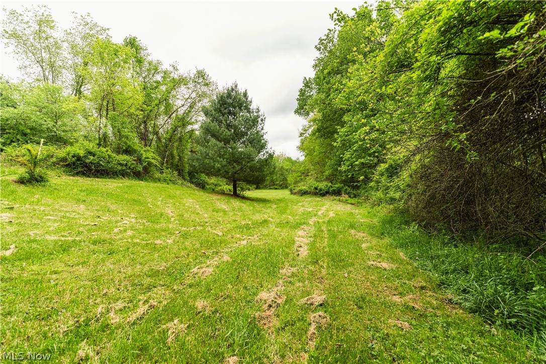 28957 Trail 240 Fresno OH 43824